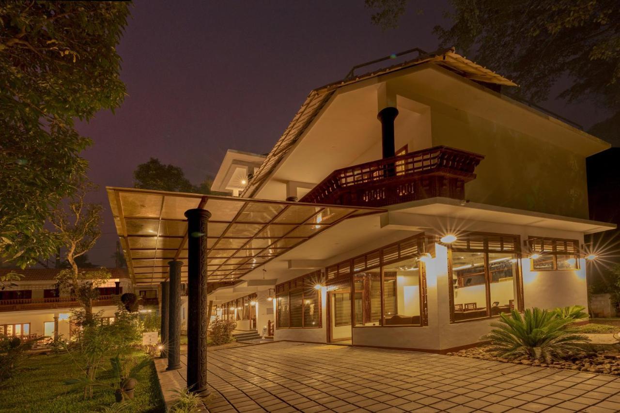 Avadale Thekkady - Stag Groups Not Allowed Exterior photo